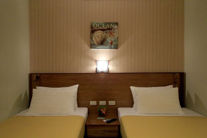 Room 6 of 56