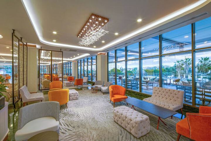 Hotel Interior 3 of 28