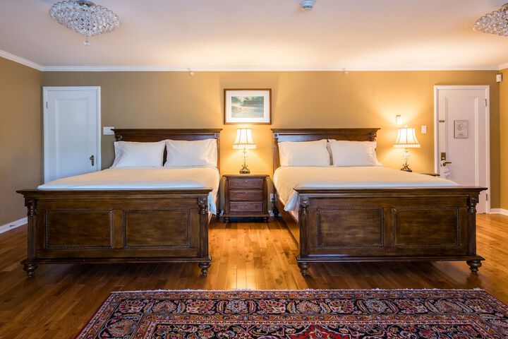 Room 10 of 51