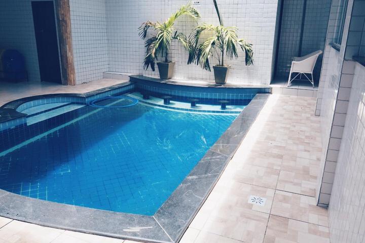Pool 2 of 38