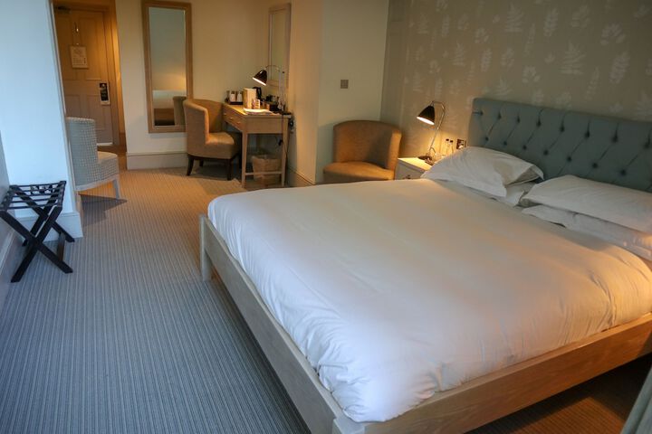 Room 10 of 86