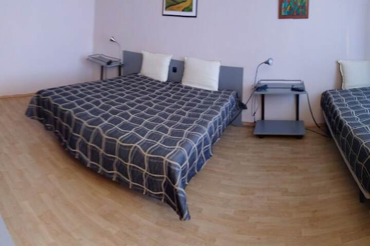 Room 4 of 38