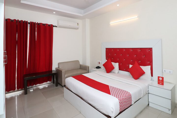 Room 6 of 23