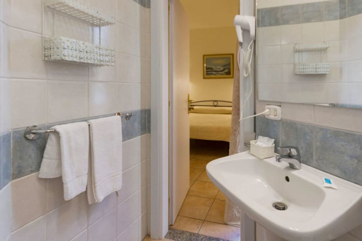 Bathroom Interior Photo
