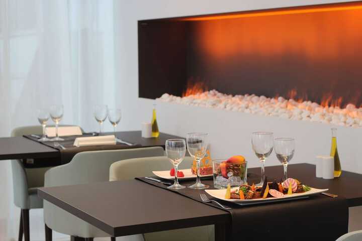 Dining 84 of 116