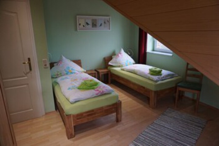 Room 86 of 121