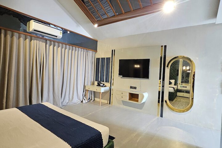 Room 41 of 63