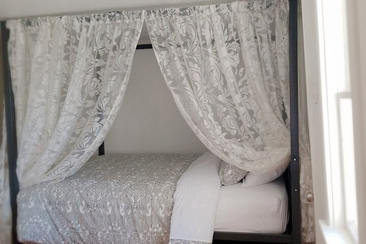 Room 39 of 163