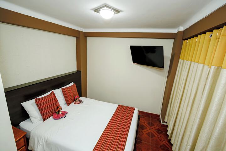 Room 21 of 96