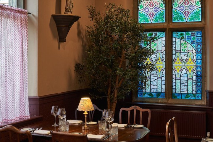 Dining 117 of 155