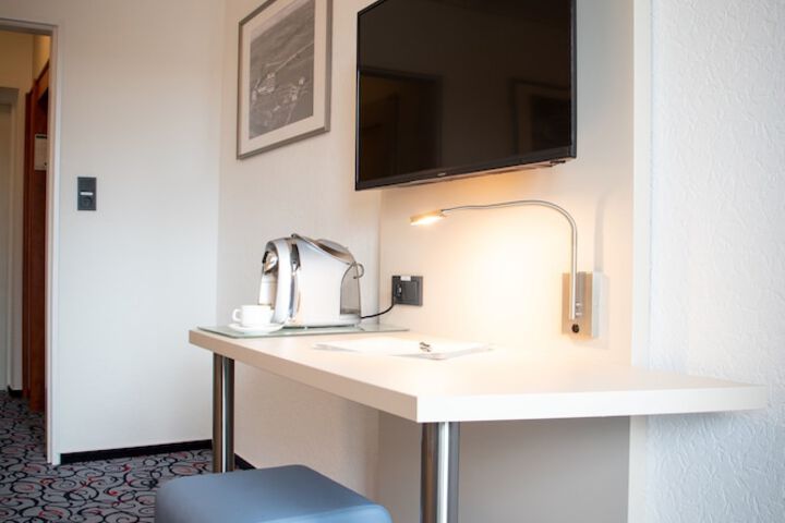 Room 7 of 22