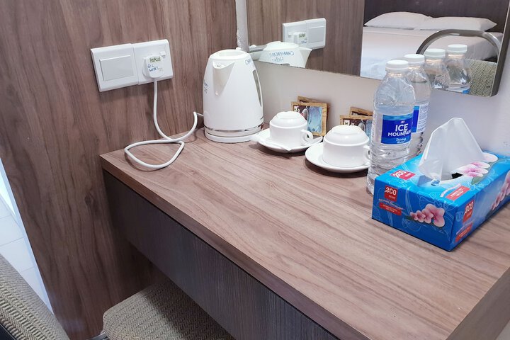 Breakfast/Coffee Service 12 of 27