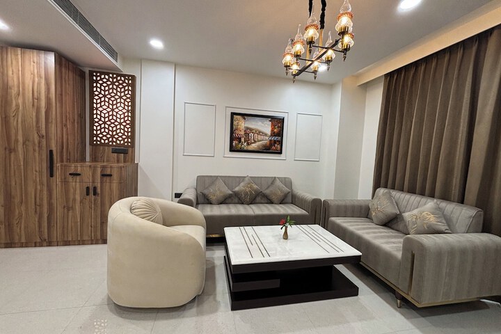 Room 18 of 42