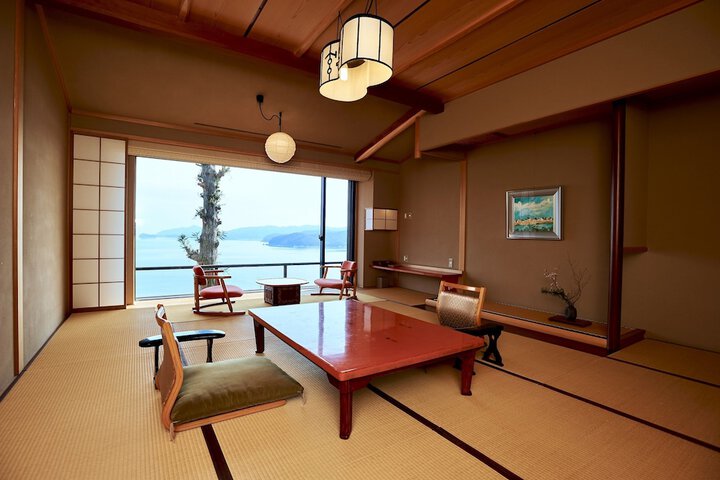 Room 22 of 72