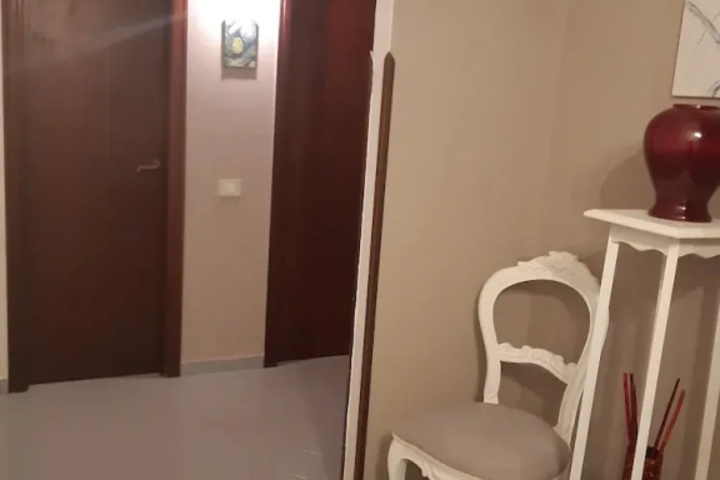 Room 11 of 19
