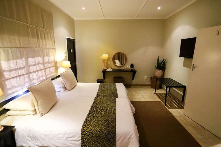 Room 8 of 78
