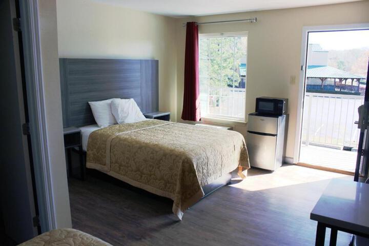 1 Double Bed (3 of 5)