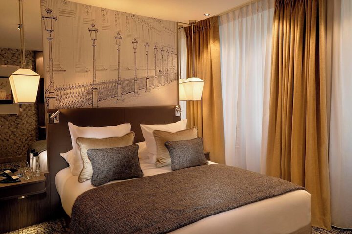 Room 26 of 70