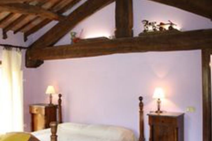 Room 2 of 30