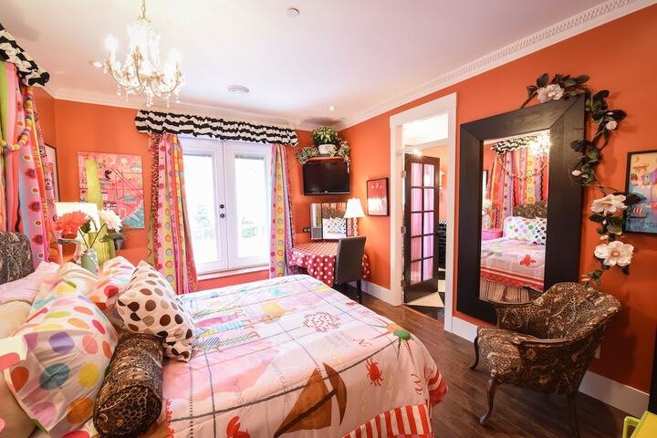 Room 7 of 85