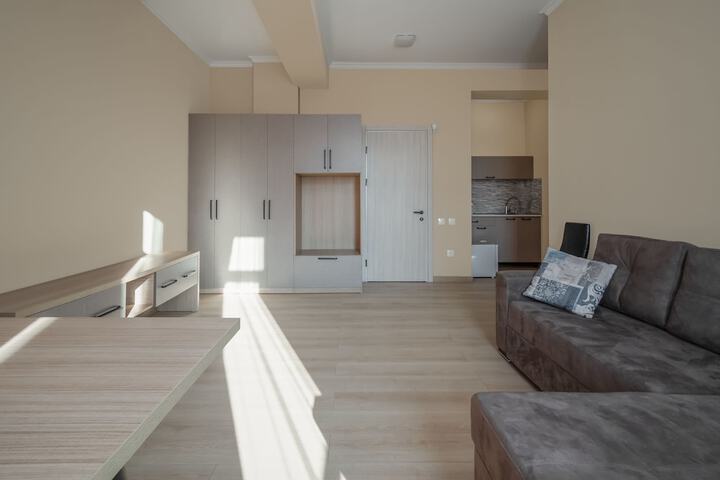 Room 10 of 35
