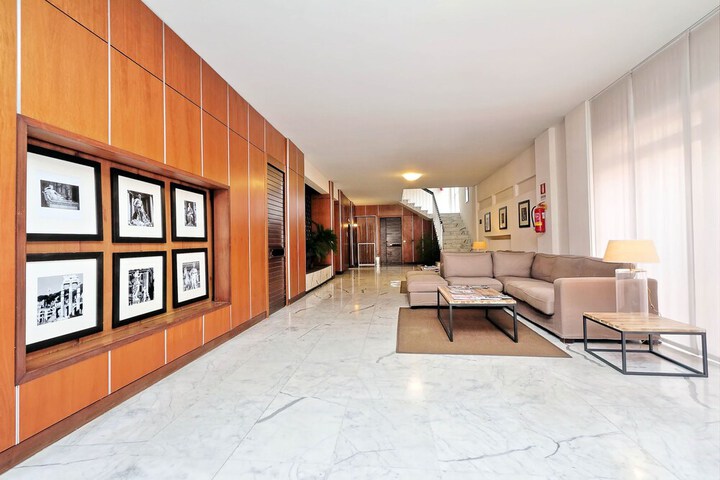 Hotel Interior 49 of 91
