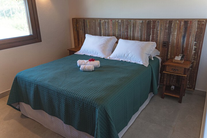 Room 11 of 20