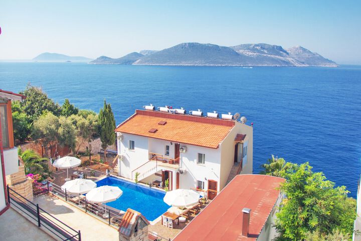 Sunset Villa Hotel