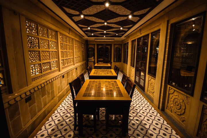 Dining 46 of 62