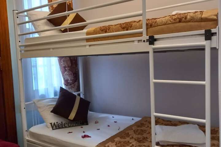 Room 56 of 60