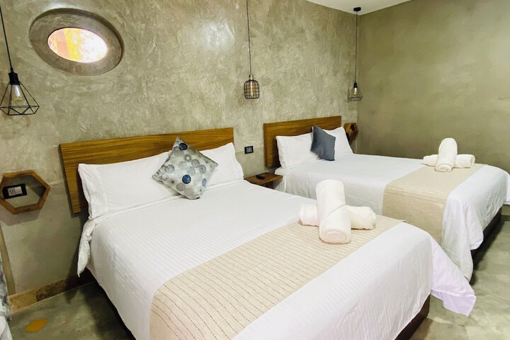 Room 12 of 74
