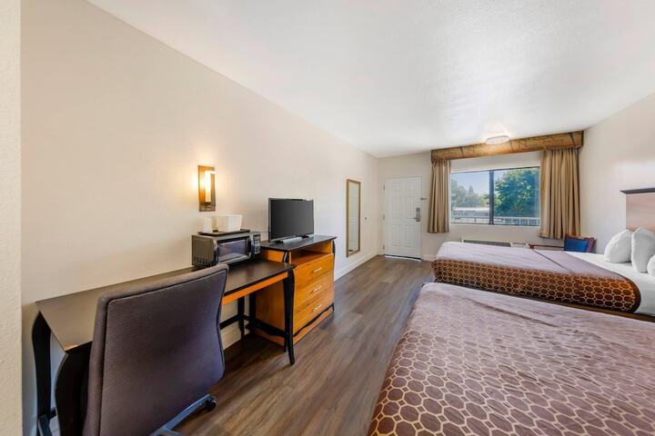 Room 13 of 26