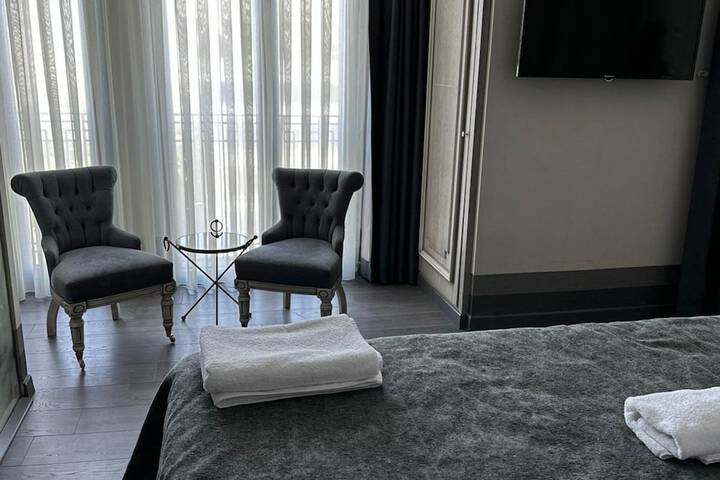 Room 36 of 54