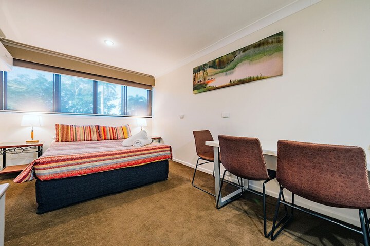 Room 33 of 78