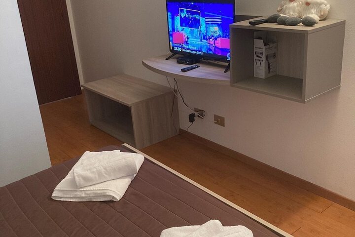 Room 18 of 24