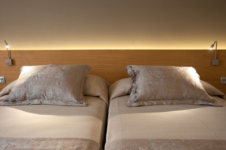 Room 12 of 44
