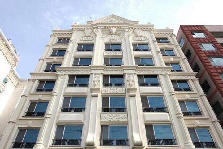 Santana Hotel