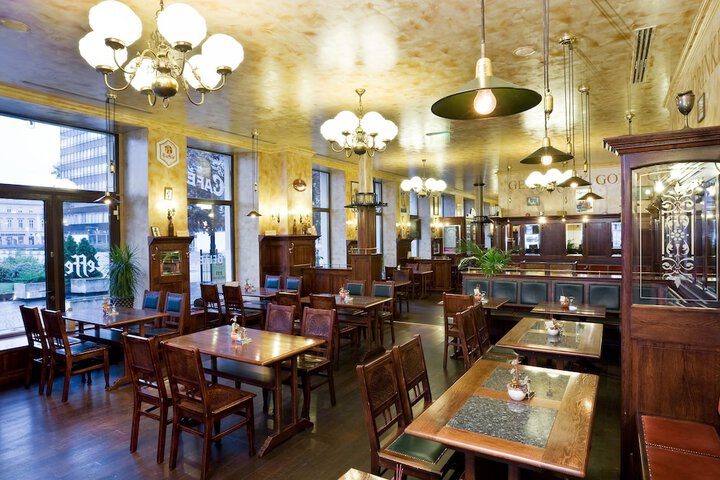 Dining 64 of 81