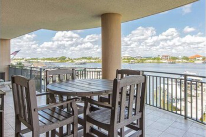 Terrace/Patio 2 of 30