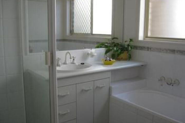 Room 4 of 30