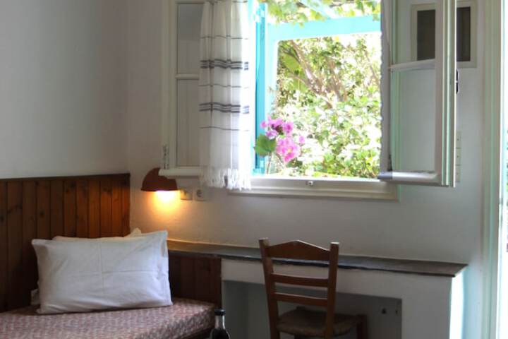 Room 38 of 94
