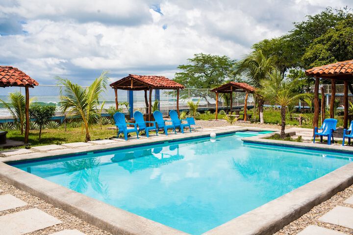 Hotel Hamacas Astillero in Tola