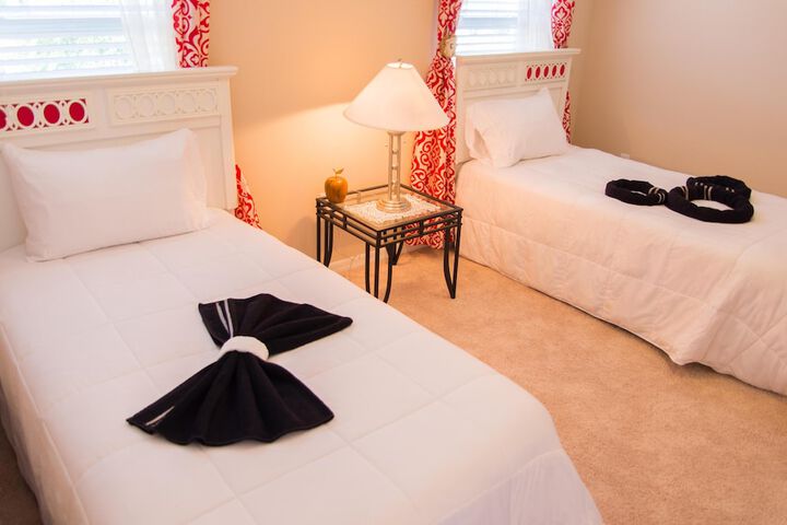 Room 2 of 42