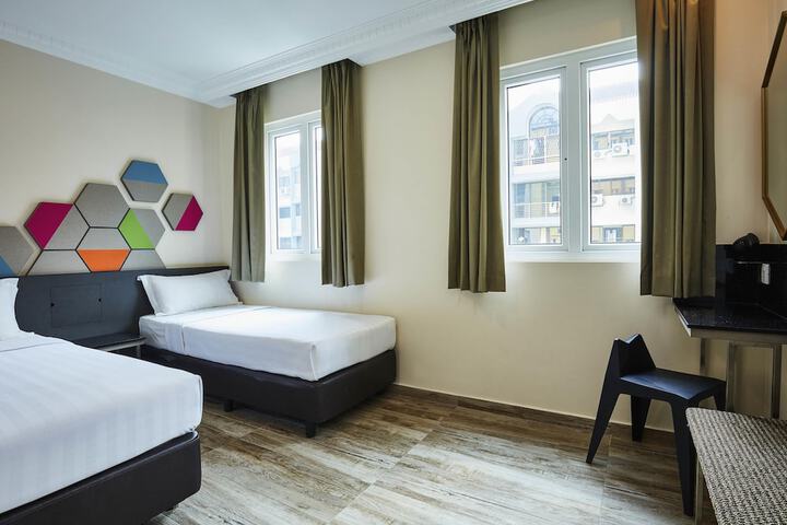 Room 14 of 26