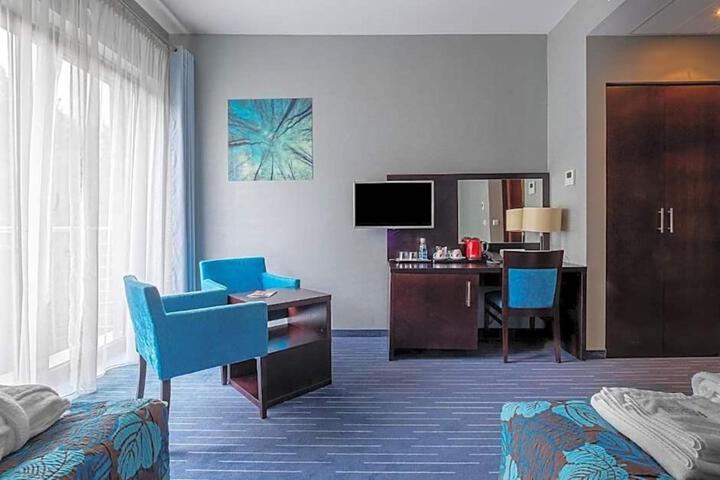 Room 3 of 4
