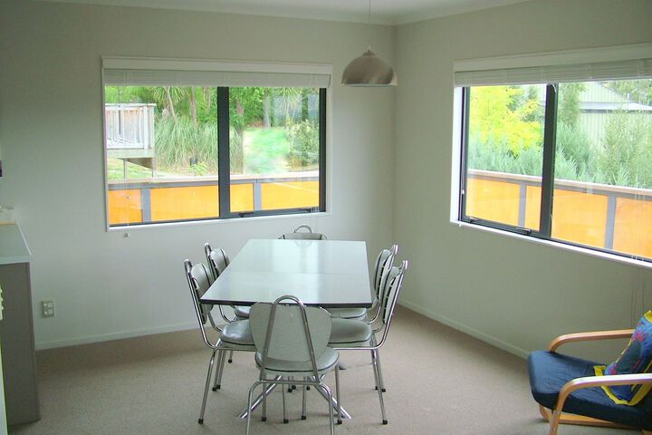 Room 10 of 37