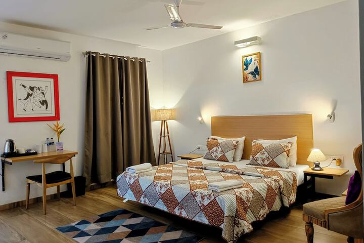 Room 19 of 49