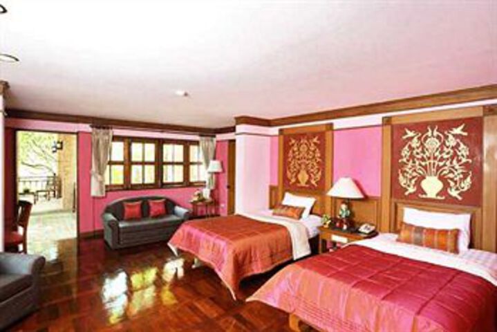 Room 10 of 36