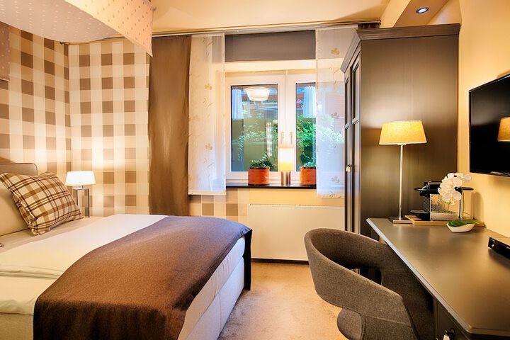 Room 12 of 54