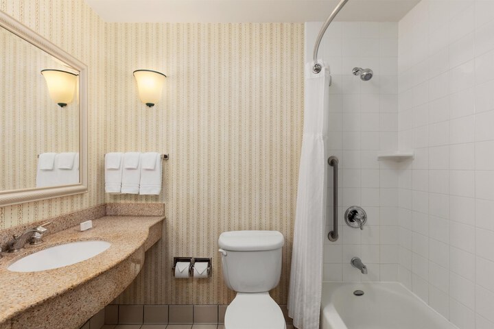 Clean Restrooms